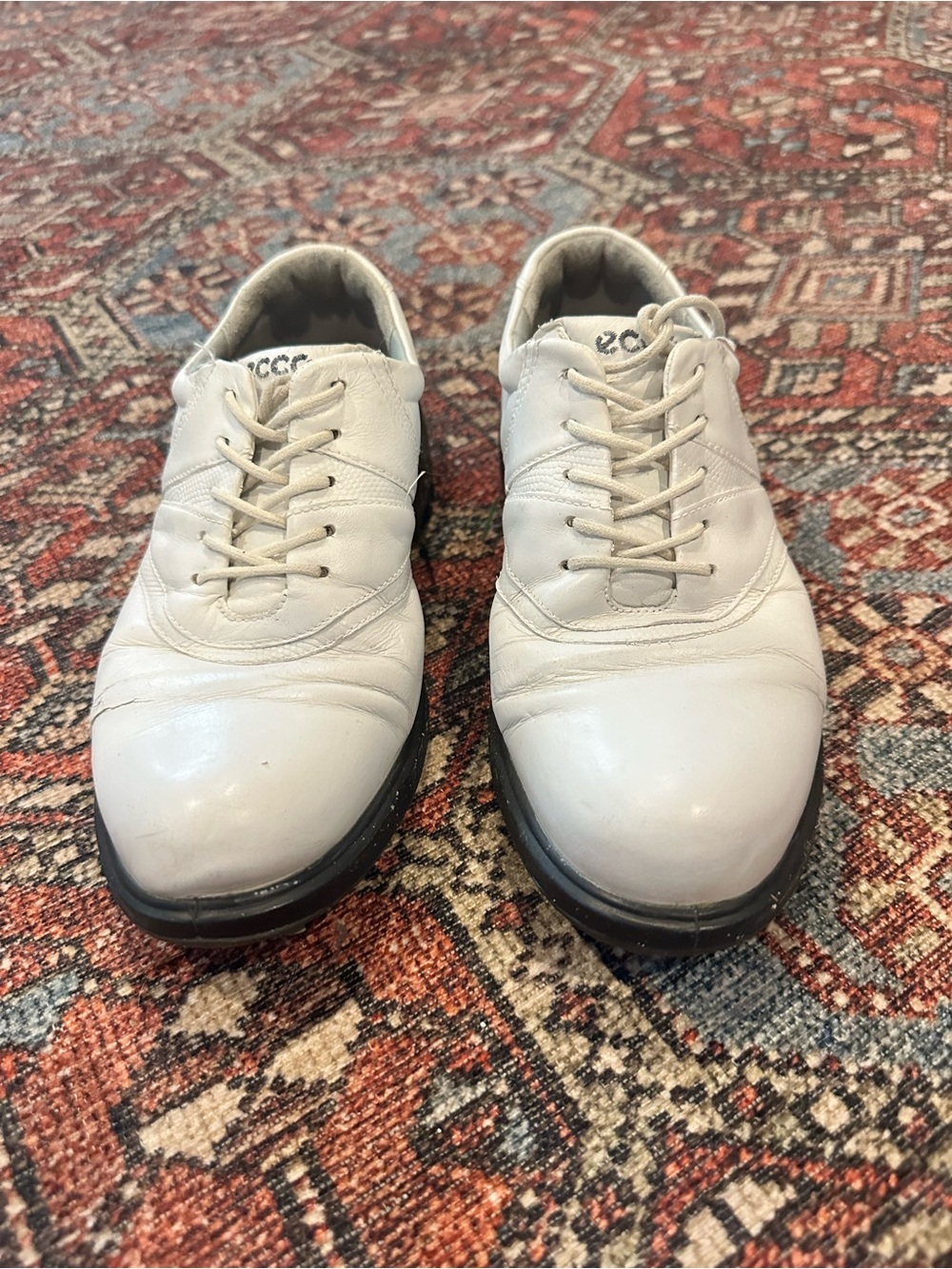 ECCO Women's White Leather Spikeless Golf Shoes - Size 38 (US 7-7.5)